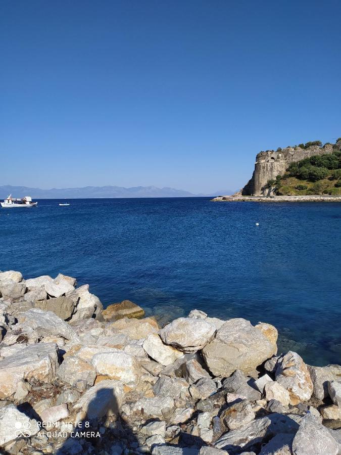 Takis Haikos House Two Minutes Walk To The Beach Peroulia Vounária Dış mekan fotoğraf